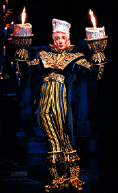 Viktor Gernot as Lumiere